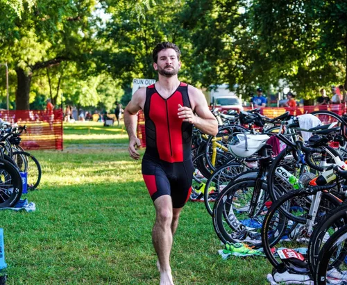 Miniatura 7 de Kona II - Traje de triatlón para hombre, sin mangas, con bolsillo de almacenamiento y cinturón de peto de carrera