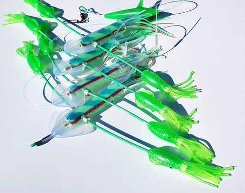 Miniatura 3 de LOBO LURES SquidNation Billfish Edition Longtail Flippy Floppy Pakula Edition Marlin & Atún Teaser - Cadena de margaritas LUMO Glow