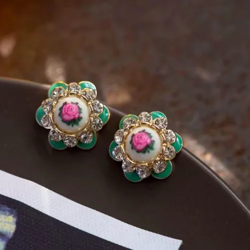 Miniatura 3 de Aretes de tuerca clásicos con diseño de rosa esmaltada, estilo elegante, diseño de rosa 3D, hipoalergénicos, para mujer