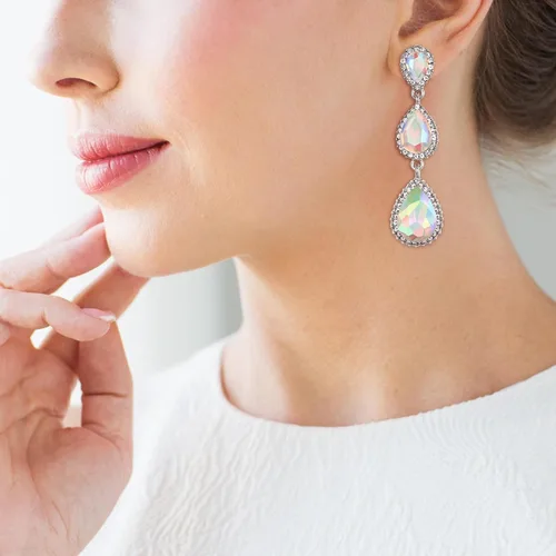 Miniatura 23 de EleQueen Pendientes de cristal austriaco en tono dorado para mujer, forma de pera de 2.5 pulgadas, color esmeralda