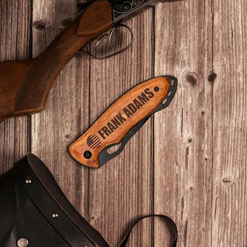 Miniatura 2 de Lara Laser Works Cuchillo de bolsillo personalizado para hombres, cuchillo grabado personalizado con nombre, regalo de padrino, día del padre