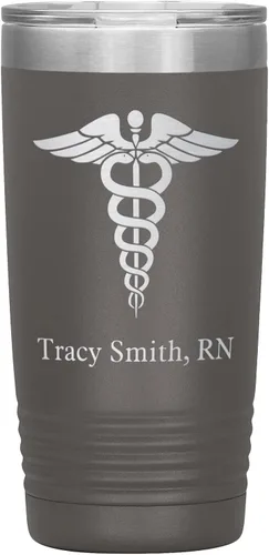 Miniatura 5 de Vaso de enfermera registrado personalizado con nombre, regalo RN, 20 onzas, taza RN de acero inoxidable grabada, color negro