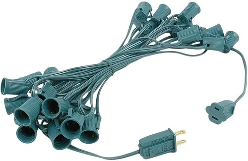 Miniatura 4 de Novelty Lights Cadena de luces de Navidad C7 de 25 pies para exteriores, tira de luces para patio, base de candelabro (C7/E12), espacio de 12 Blanco