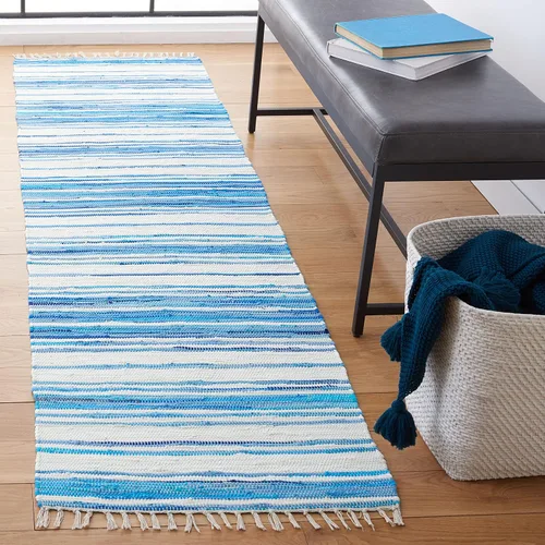SAFAVIEH Rag Rug Collection - Alfombra de pasillo de 2 pies 3 pulgadas x 7 pies, color marfil y azul, hecha a mano, de algodón a rayas, ideal para