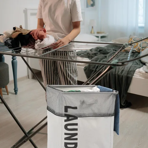 Miniatura 7 de Surblue Cesta para la ropa sucia delgada con ruedas, cesta plegable para la ropa sucia con asa, contenedores de almacenamiento en las esquinas