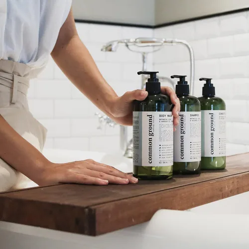 Miniatura 3 de Paquete de gel de baño, champú y acondicionador (3 artículos), sin parabenos ni crueldad, orgánico, vegano, a base de plantas, aroma botánico