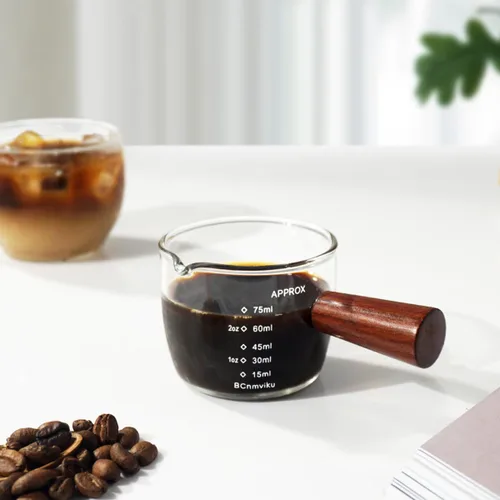 Miniatura 4 de Paquete de 1 vaso de chupito espresso de 2.5 fl oz, triple jarra barista con mango de madera BCnmviku