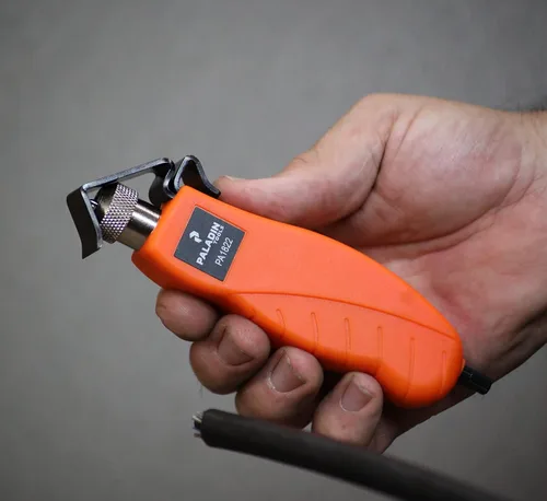 Miniatura 5 de Paladin Tools PA1822 - Pelacables redondo para extracción precisa de la cubierta de cables, cortadora de cables ajustable de 3/16 a 1 pulgada
