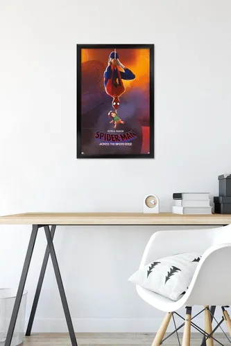 Miniatura 6 de Trends International Marvel Spider-Man: Across The Spider-Verse - Póster de Peter & Mayday Parker de una hoja, 22.4 pulgadas de largo x 14.7 Versión