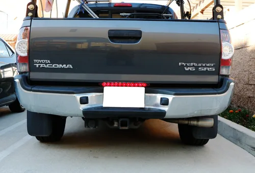Miniatura 4 de iJDMTOY Barra de luz LED roja de identificación para puerta trasera de camión de 15 pulgadas, compatible con Chevrolet Dodge, Ford, GMC, Nissan