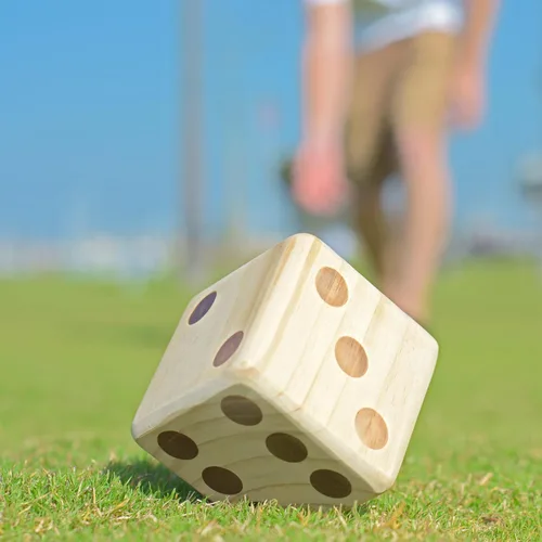 Miniatura 3 de GoSports Juego de dados gigantes de madera con marcador Rollzee y Farkle, incluye 6 dados, marcador de borrado en seco y bolsa de lona, elige dados