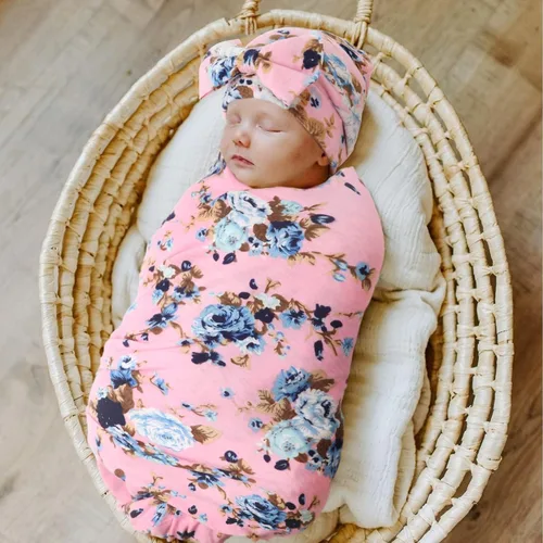 Miniatura 2 de DRESHOW BQUBO Manta de Recepción para Recién Nacido con Conjunto de Gorro con Lazo Estampado de Flores Manta Envolvente para Bebé con Gorro 1 juego