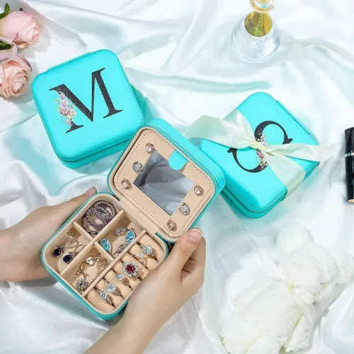 Miniatura 4 de Parima Joyero de viaje para joyas Pequeñas cajas de joyería con iniciales, organizador de joyas, artículos esenciales de viaje, regalos