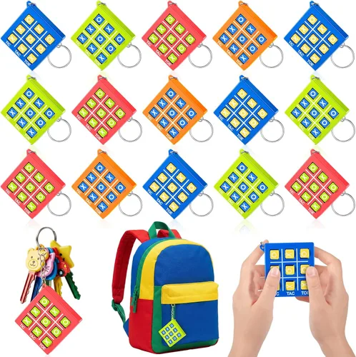 Hicarer 8 Piezas Juego de Tres en Raya Favor de Fiesta de San Valentín Bolsa de Dulces Relleno de Media Navideña Niños 8-12 Llavero de Tres en Raya