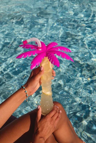 Miniatura 2 de Sweet World USA Tropical Palm Tree Yard Cup - 17 oz (caja de 54) - taza transparente con tapa de palma (rosa)