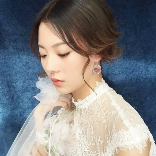 Miniatura 4 de Huggie CZ Flower Dangle Stud Earrings for Women Girls with Charms Fashion Luxury Pave Rhinestone Filigree Camellia Rose Dainty Crystal Drop Dangling