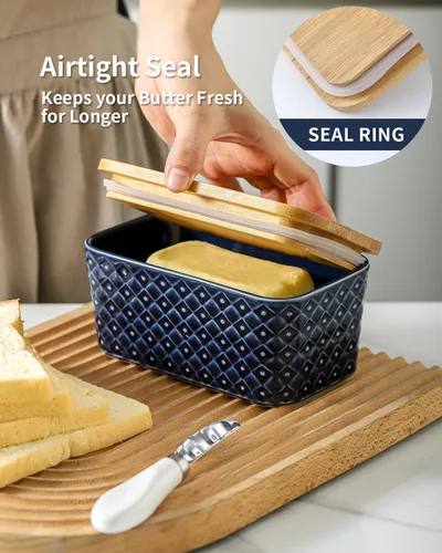 Miniatura 3 de Hasense Mantequillera de cerámica con tapa, recipiente grande para mantequilla hermética para encimera, patrón azul marino en relieve, fácil