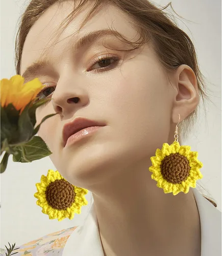 Miniatura 5 de Aretes colgantes únicos y ligeros hechos a mano con forma de girasol grande, bonitos aretes de gancho floral de flor bohemia para mujer, fiesta