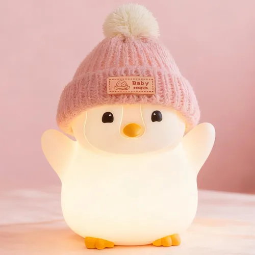 FAMIDUO Luz nocturna de pingüino, bonita lámpara de pingüino rosa con sombrero de punto, luz nocturna de silicona suave para bebé, recargable,