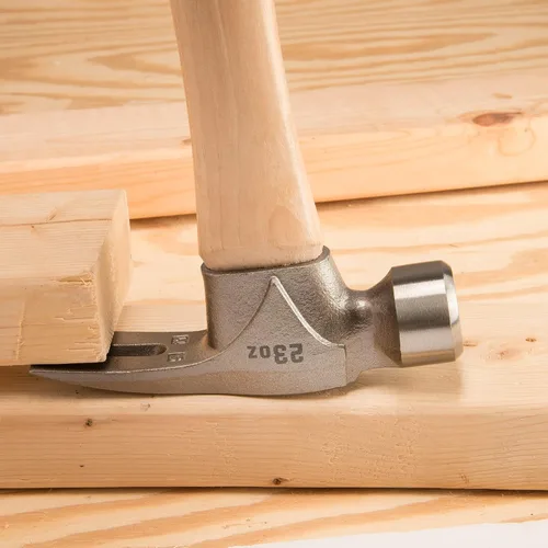 Miniatura 7 de ESTWING Pro California Hammer - Martillo de garra de 23 onzas con cara lisa y mango de madera de nogal - MRW23LS