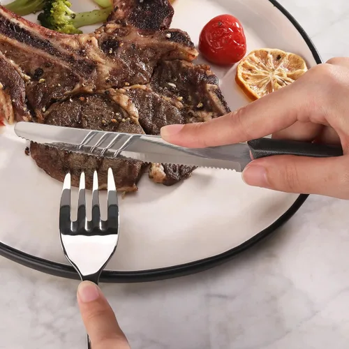 Miniatura 7 de New Star Foodservice Cuchillo para carne de acero inoxidable con mango de plástico, hoja dentada redondeada de 4.5 pulgadas, juego de 12