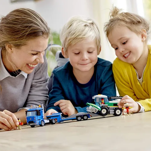 Miniatura 3 de LEGO City Great Vehicles Harvester Transport 60223 Kit de construcción (358 piezas)