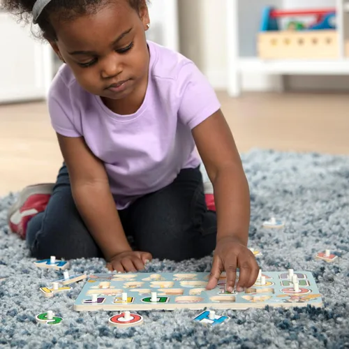 Miniatura 7 de Melissa & Doug Disney Classics - Rompecabezas de madera con diseño del alfabeto (26 piezas)