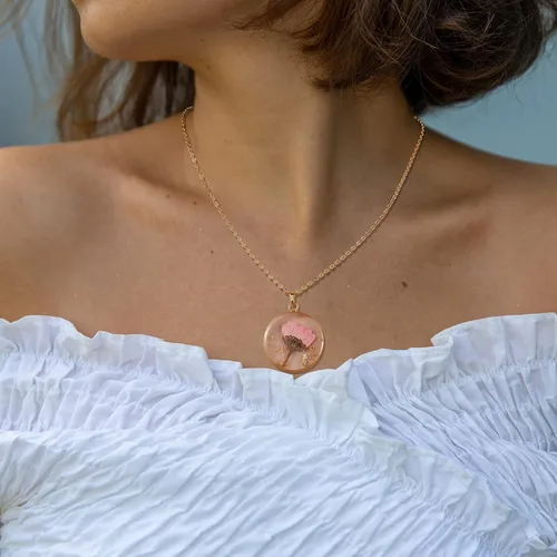 Miniatura 4 de BIRDAYPRE Handmade Pressed Flower Pendant Necklace Birth Flower Necklaces Round Resin Necklace for Women Girls 18K Gold Plated Chain Flower Jewelry