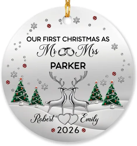 Miniatura 11 de Adornos personalizados de corazón para la primera Navidad, regalos para pareja de recién casados 2025, adorno de nuestra primera Navidad casado