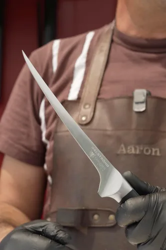 Miniatura 8 de Dalstrong - Cuchillo de filetear - 17.78 cm - Serie Vanquish - Acero alemán forjado con alto contenido de carbono - Mango de POM - Cuchillo