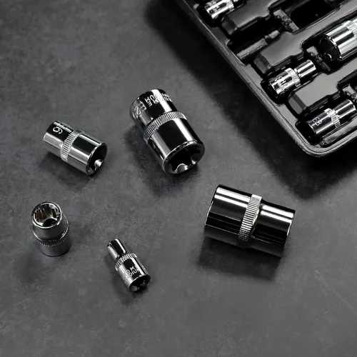Miniatura 5 de Amazon Basics Juego de llaves Torx externas de 14 piezas, E4–E24, 1/4", 3/8", 1/2", con estuche de almacenamiento