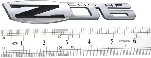 Miniatura 5 de 2 emblemas de guardabarros Z06 de repuesto para Chevrolet Corvette C5 (cromo/negro)