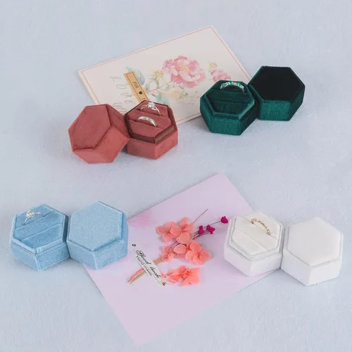Miniatura 6 de Smileshe Caja para anillos, cajas de joyería de terciopelo para propuesta, compromiso, ceremonia de boda, caja hexagonal con ranura de doble anillo