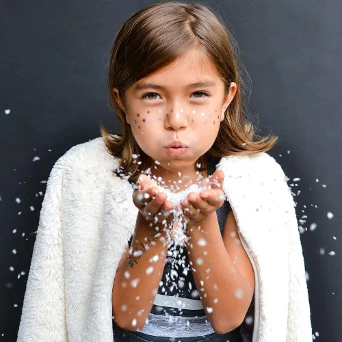 Miniatura 4 de El juego variado Winter Wonderland de FlashTattoos cuenta con 25 tatuajes de fiesta inspirados en las fiestas, impermeables, metálicos dorados