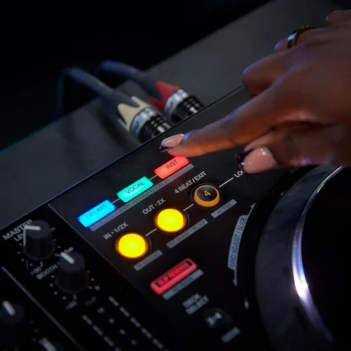 Miniatura 16 de Pioneer DJ DDJ-FLX10 Edición Limitada - Controlador DJ de 4 canales para Rekordbox & Serato - Negro