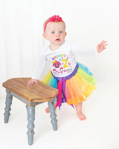 Miniatura 2 de Luke and Lulu Traje de cumpleaños para niña, diseño de tiburón - 2º cumpleaños niña