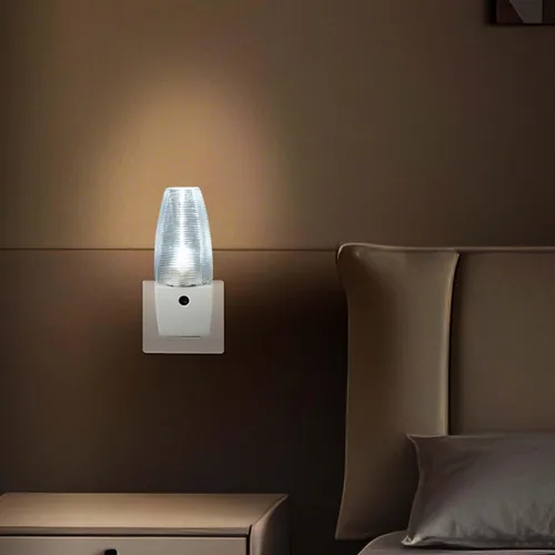 Miniatura 5 de OSKOS Paquete de 6, luz nocturna LED enchufable con sensor automático de atardecer a amanecer, ideal para dormitorio, baño, pasillo, certificación