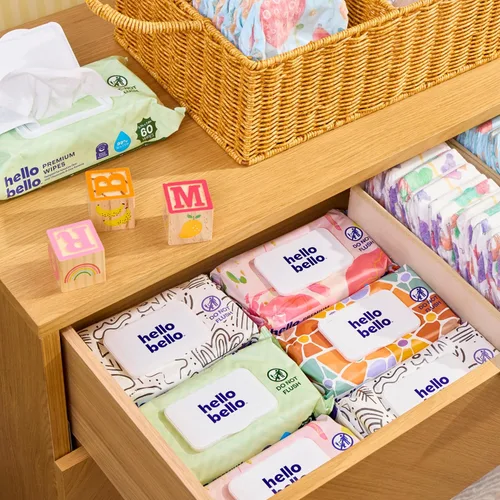 Miniatura 8 de Hello Bello Toallitas premium, diseñadas para pieles sensibles con extractos de manzanilla y aloe, Rosy Posy