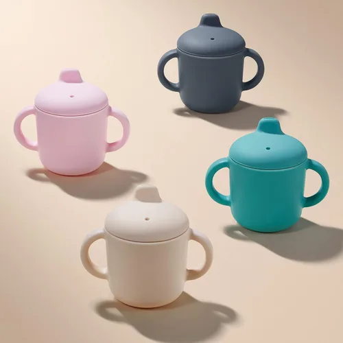 Miniatura 5 de Vasos para sorber con asas, pequeños vasos de silicona a prueba de fugas, 5 onzas, antiderrames, para niños pequeños (azul polvo)