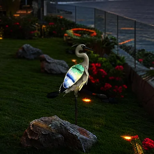 Miniatura 4 de HONGLAND Estatua de grúa de metal solar para jardín, escultura de garza de cristal al aire libre, decoración de pájaro costero del océano