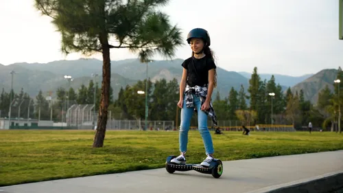 Miniatura 2 de Razor Sonic Glow Hovertrax - Altavoz Bluetooth, luces LED sincronizadas con ritmo, hasta 8 MPH, scooter de autoequilibrio certificado UL2272