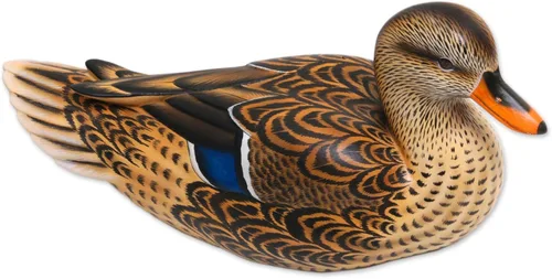 NOVICA Estatuilla de madera artesanal hecha a mano pintada de pato malardo hembra de Bali Brown Indonesia escultura temática animal NAT Geo Decor