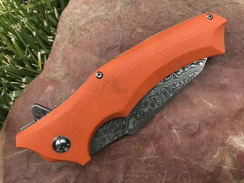 Miniatura 4 de TACTICAL GEARZ Cuchillo de bolsillo de Damasco, mango G10, hoja de acero de Damasco de 67 capas múltiples y núcleo VG10, incluye funda