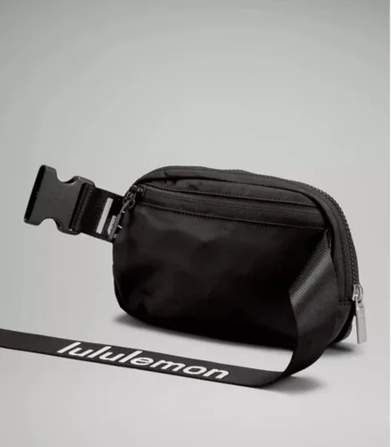 Miniatura 5 de Lululemon Everywhere - Bolsa para cinturón 1L, Blanco