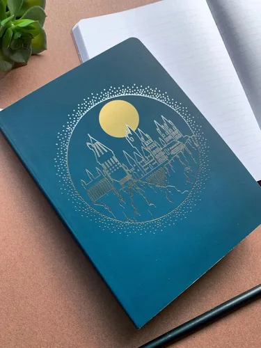 Miniatura 4 de Paper House Productions Harry Potter - Diario de 8" con acento de papel de aluminio y cubierta suave, con marcador de página de cinta de raso