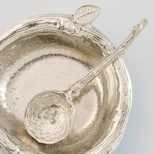 Miniatura 3 de Crosby & Taylor Plato de sal de peltre de 2.5 pulgadas con cuchara nido de pájaro