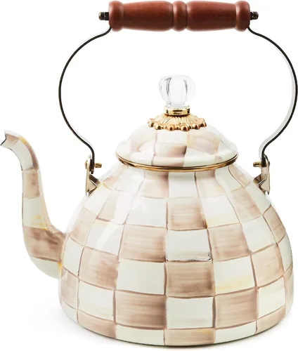 MACKENZIE-CHILDS - Hervidor de té esmaltado, elegante hervidor de té para estufa, diseño marrón y blanco con cuadros Mocha, 3 cuartos Mocha Check