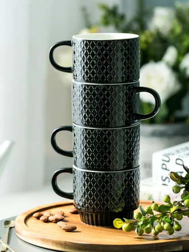 Miniatura 8 de LYEOBOH Juego de 4 tazas de café apilables con estante y cucharas, juego de tazas de café de 13 oz, juego de tazas demitasse de cerámica con relieve