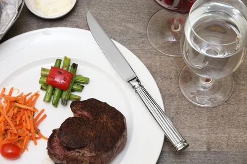 Miniatura 3 de Fortessa Doria 18/10 - Cuchillo para carne, acero inoxidable, mango sólido, 12