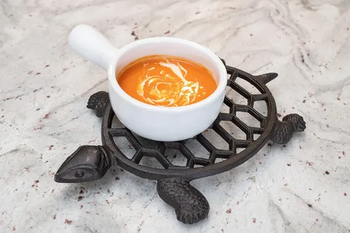 Miniatura 8 de GASARÉ, Salvamanteles de hierro fundido para platos calientes, ollas y sartenes, salvamanteles de metal, diseño de tortuga marina, tapas de patas